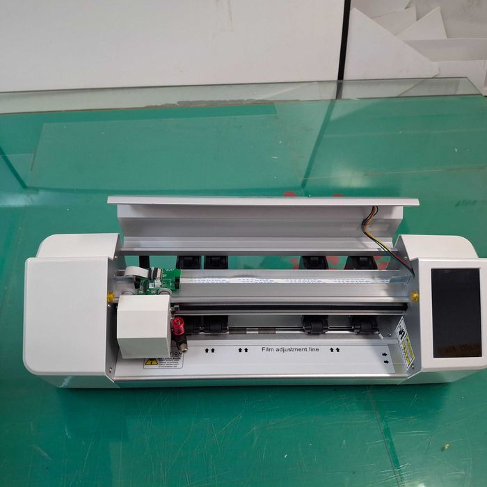 Режещ плотер DEVIA  Само за телефони-протектори и др.