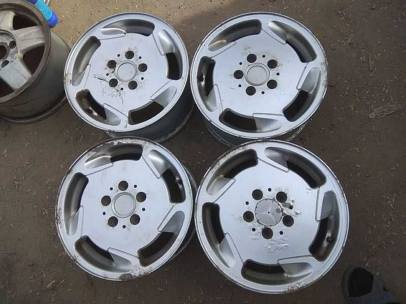 Продам оригинальные легкосплавные диски на автомашину  Mercedes