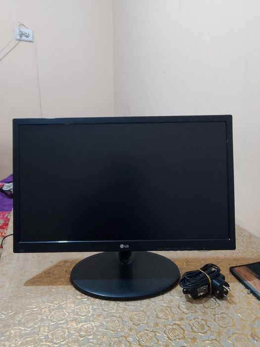 LG monitor sotiladi holati ideal