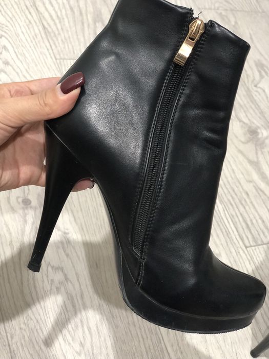 Продам сапоги и туфли в идельном состоянии