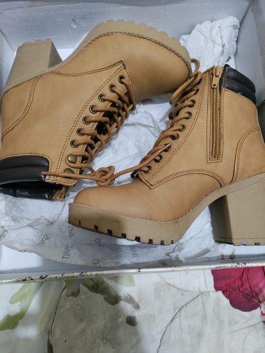 Нови дамски боти!