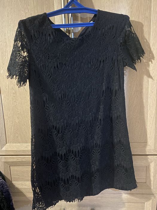 Кружевное платье с подкладом