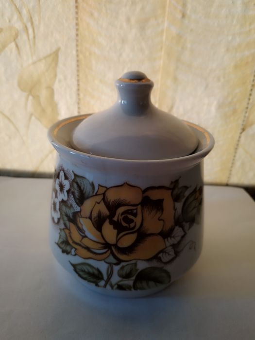 Кухонная посуда ,посуда