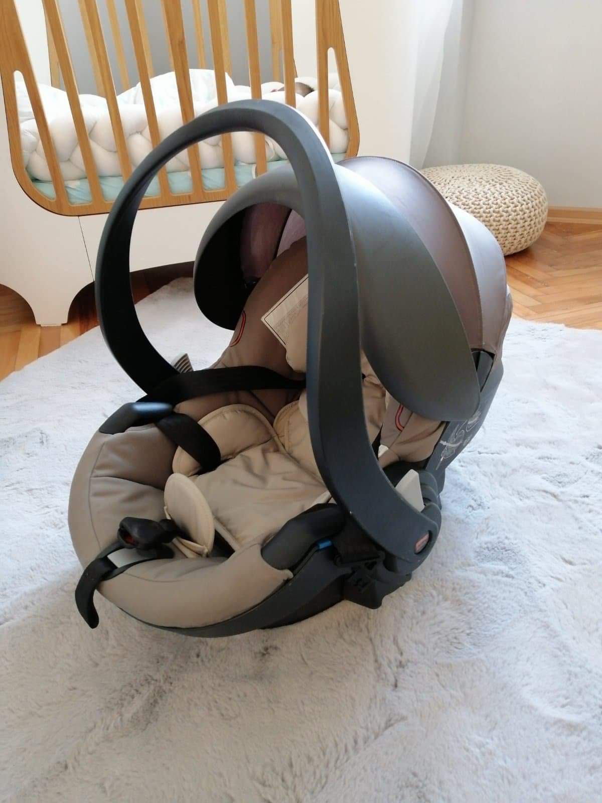 Кошница за кола STOKKE  Be Safe Izi Go