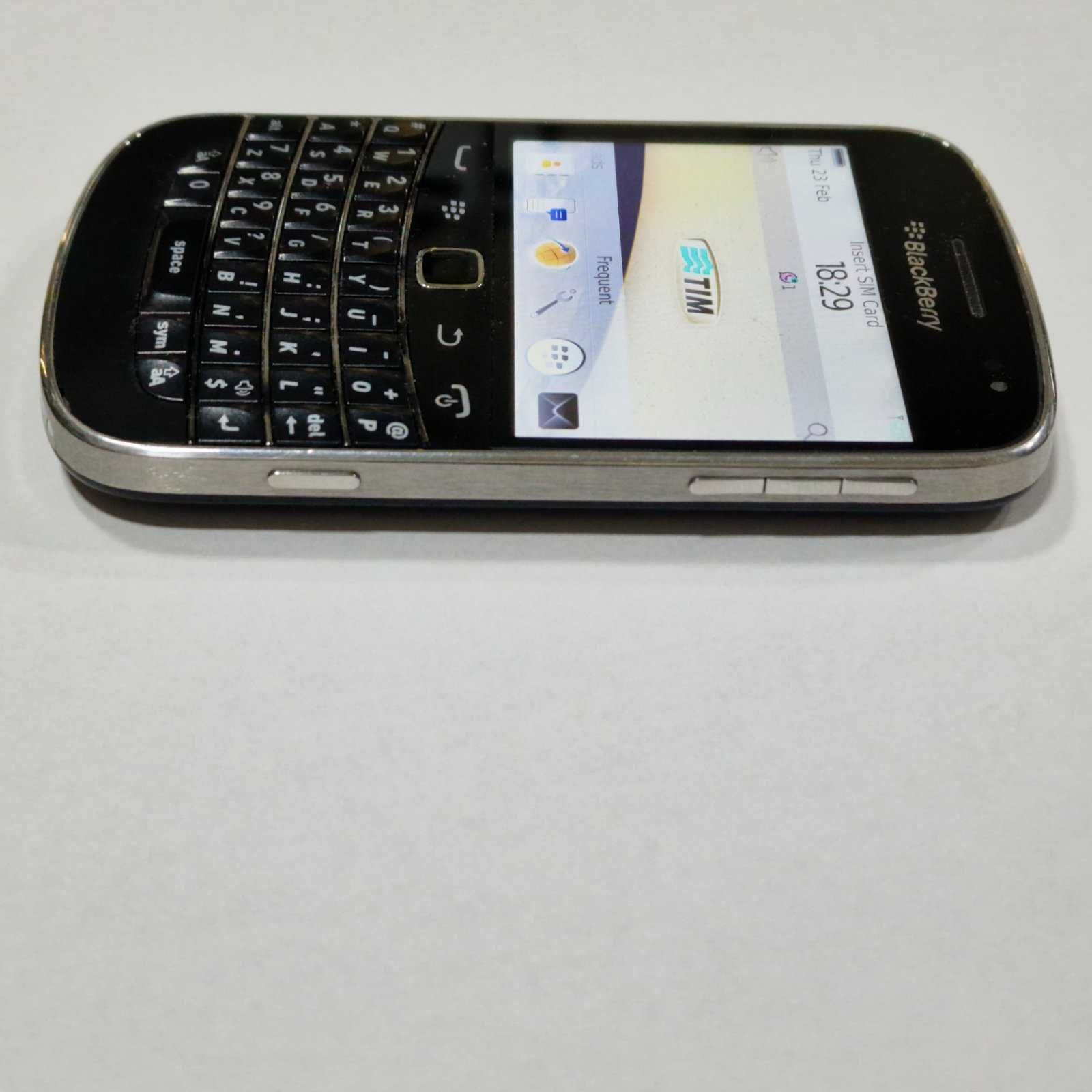 BlackBerry Bold Touch 9900