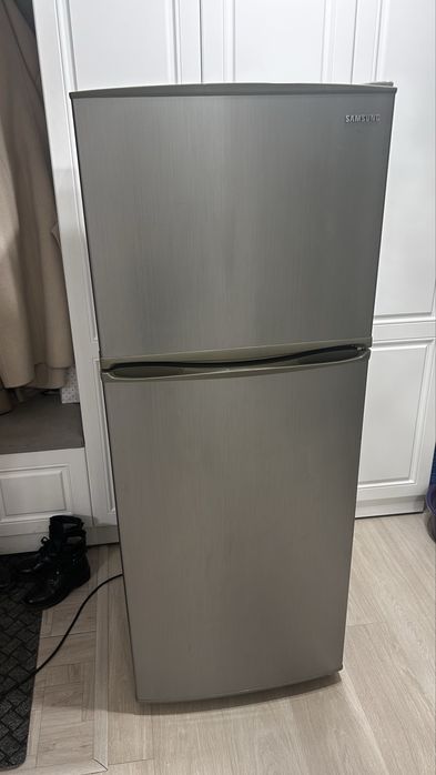 Холодильник samsung