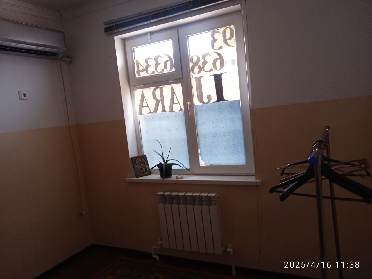 Kvartira ijaraga beriladi.  Haftalik ijara (ZAGS bilan). Sotiladi.