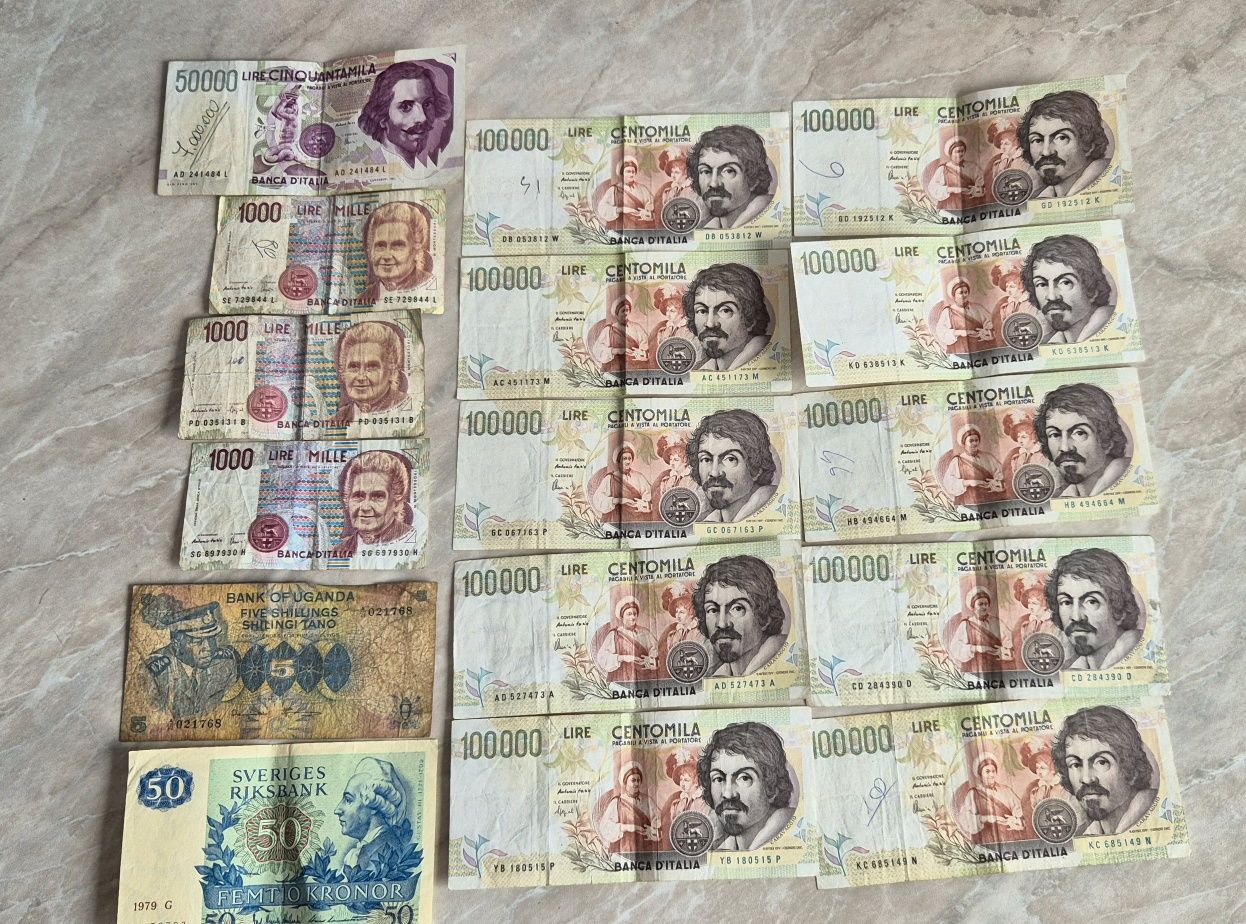 Vând lot bancnote internaționale