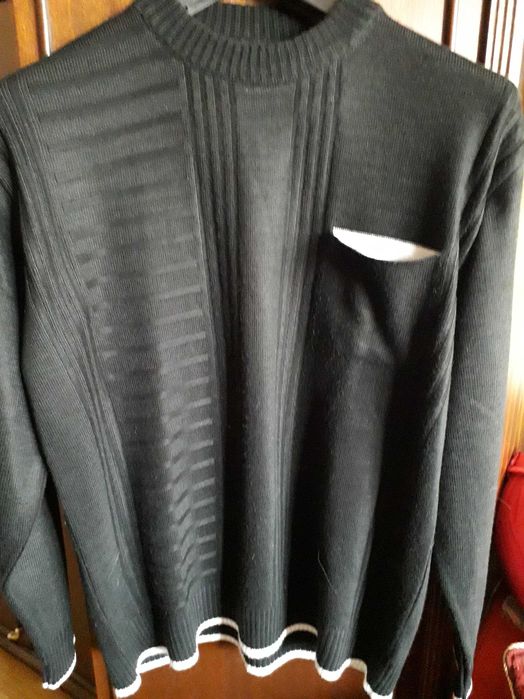 Мъжки черен пуловер /блуза/ с джоб голям размер 2XL, 3XL