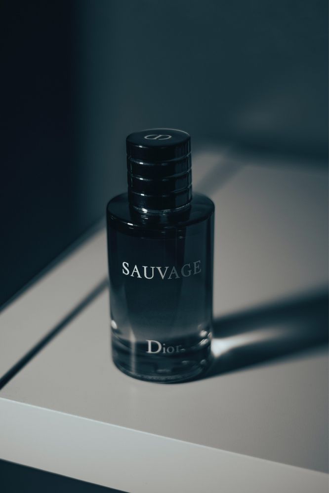 Parfum de bărbat Christian Dior Sauvage Edt 100ml