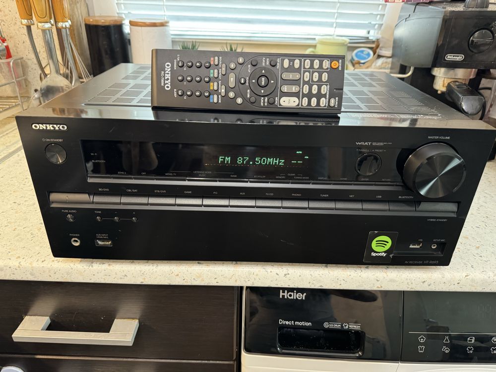 Onkyo HT-R693 Bluetooth Wi Fi Качествен ресивър