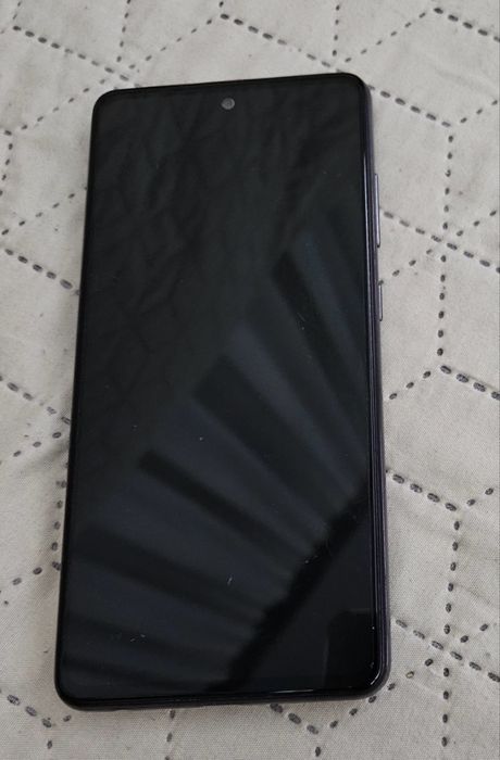 Телефон Samsung A52