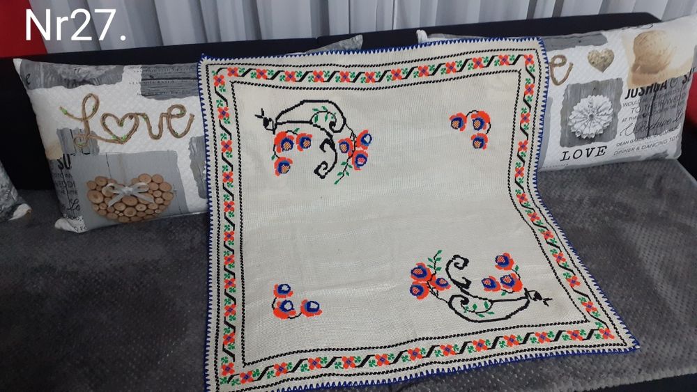 Fețe de masă vechi. Pentru Decor. 2 bucăți
