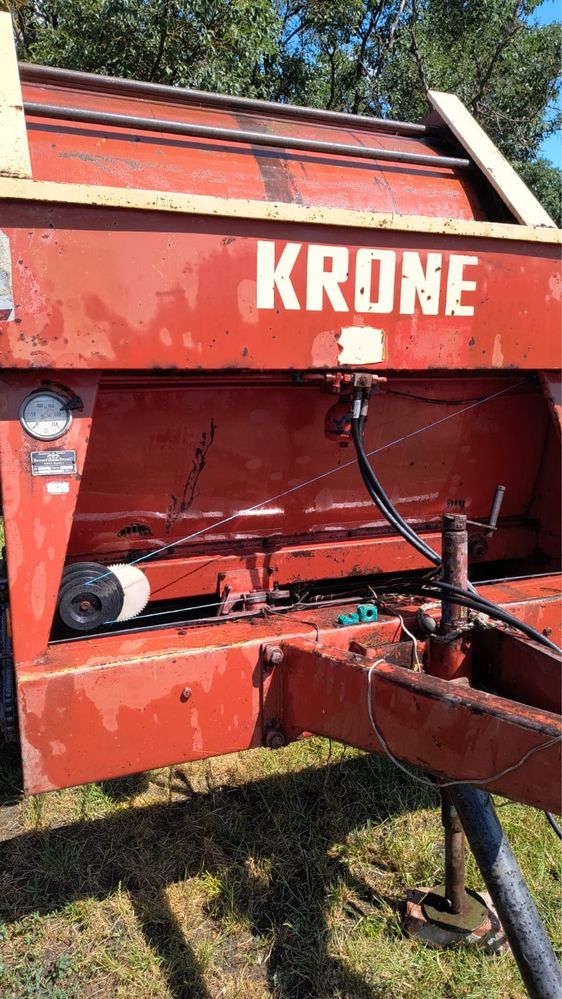 Vand presa de balotat krone