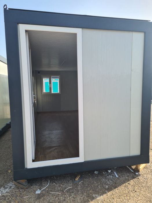 Container vitrina, birou, vestiar, grup sanitar, magazie, dormitor