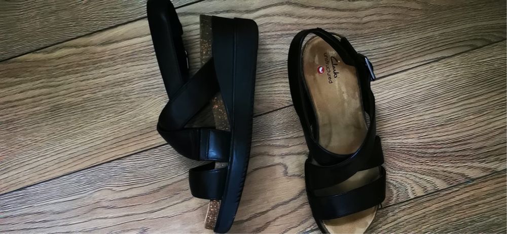 Sandale Clarks piele 38 in stare foarte buna
