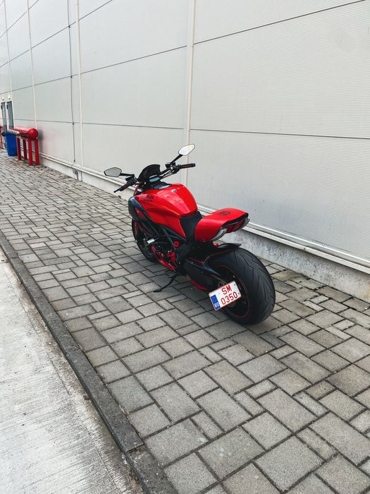 Ducati Diavel 1200