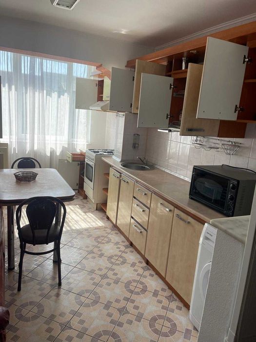 inchiriez apartament cu 2 camere - 60 MP - OBCINI