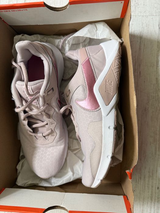 Дамски обувки Nike