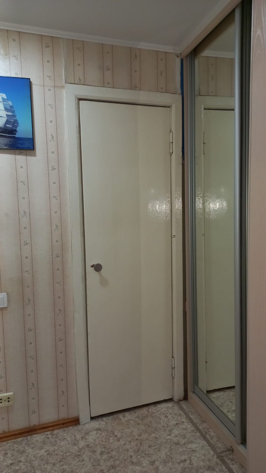 Продам 2-х комнатную квартиру 4мкр дом21/1