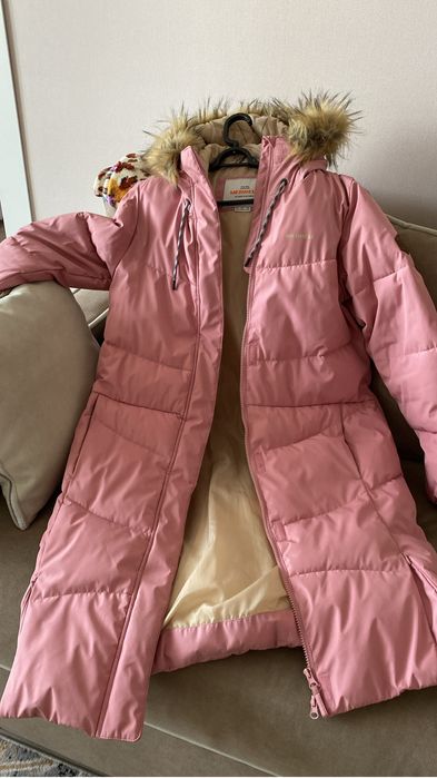 Зимнее пальто (пуховик)