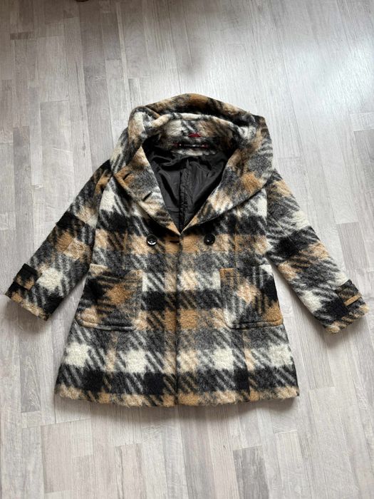 Многоцветно дамско палто