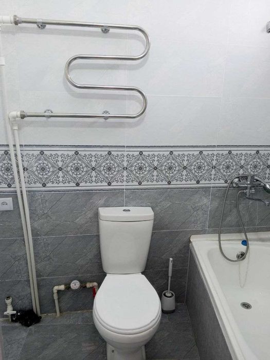 Мирабадский район ул. Инокобод 1 ком дом на земле