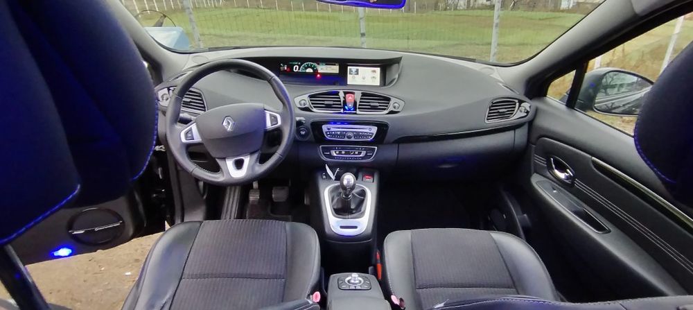 **  Renault Scenic Bose Edition 1.6 diesel euro 5 **