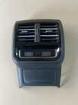 Grila cotiera spate vw passat b8