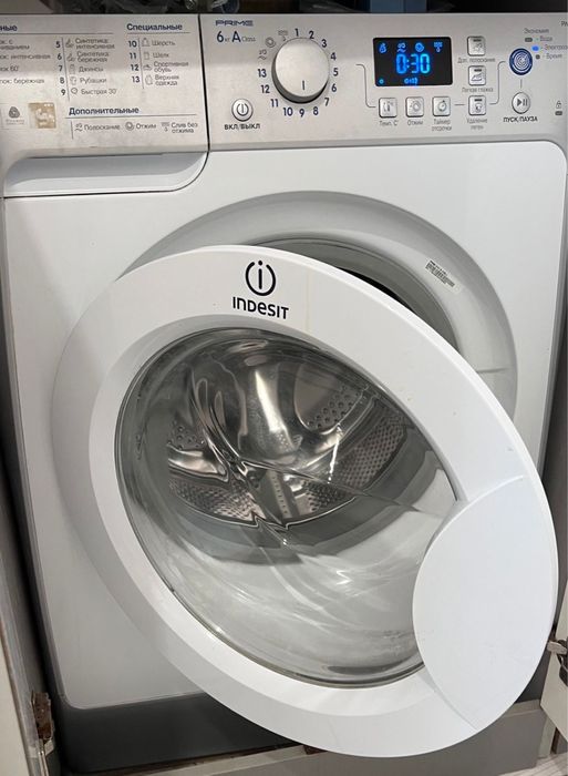 Срочно продается стиральная машина indezit