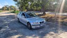 Продавам или заменям БМВ Е 46 330XI