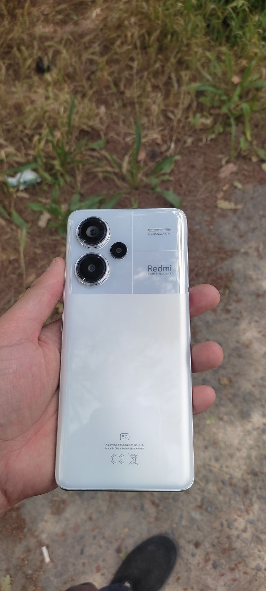 Redmi Note 13 pro+ sotiladi full kamplekt