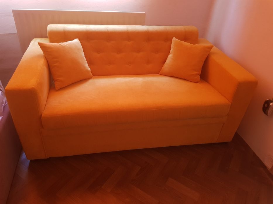 Canapea extensibila2 locuri