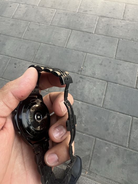 Samsung watch 3 arginal zaryadchigi  bor realni oladiganlar uchun