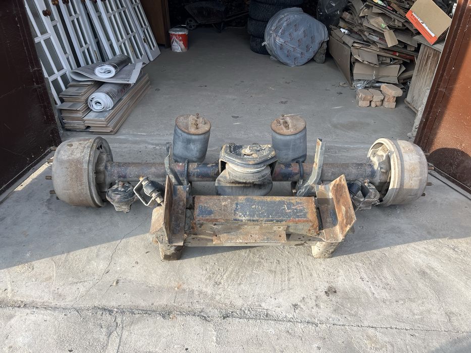 Продам ось в отличном состояний