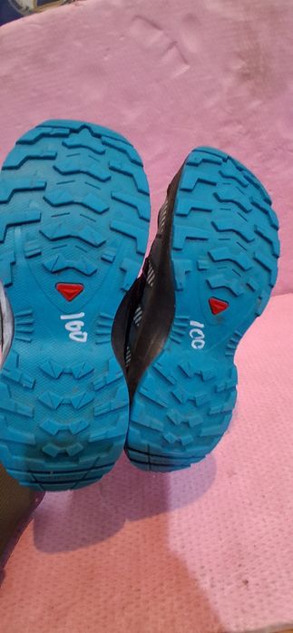 Ghete salomon waterproof mărimea 33