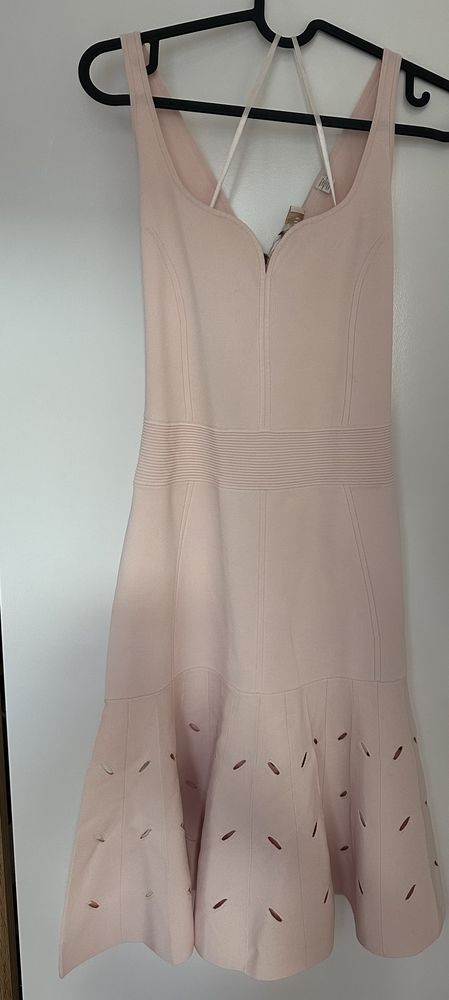 Оригинална розова рокля Ted Baker, размер 2