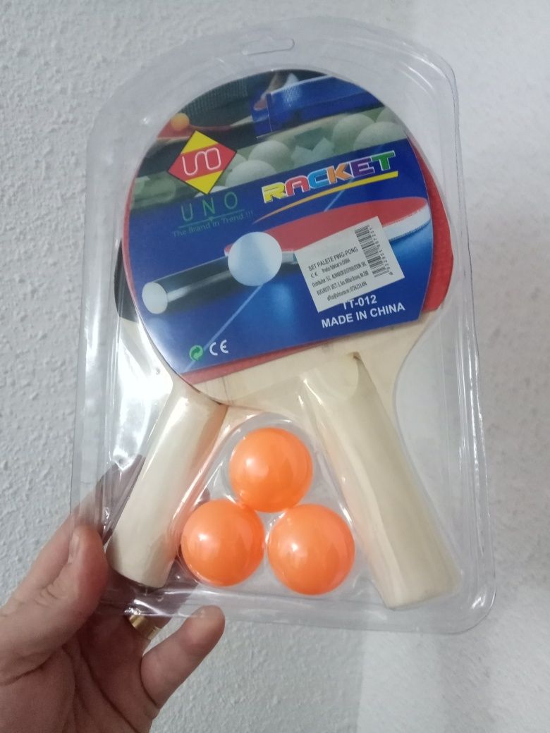 Set Palete Ping-Pong ( 3 mingi , 2 palete ) NOU