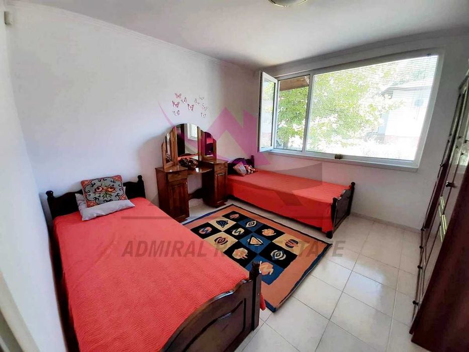 Дава се под наем Къща в с. Юнец, Област Варна - 130 кв.м за 500 € - Снимка #3