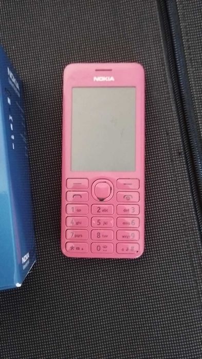 Vand nokia Asha 206 roz in stare foarte buna NOU !!