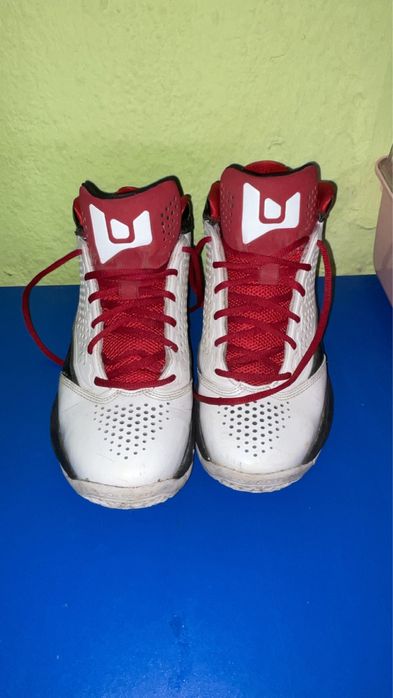 Vand jordani marime 42.5