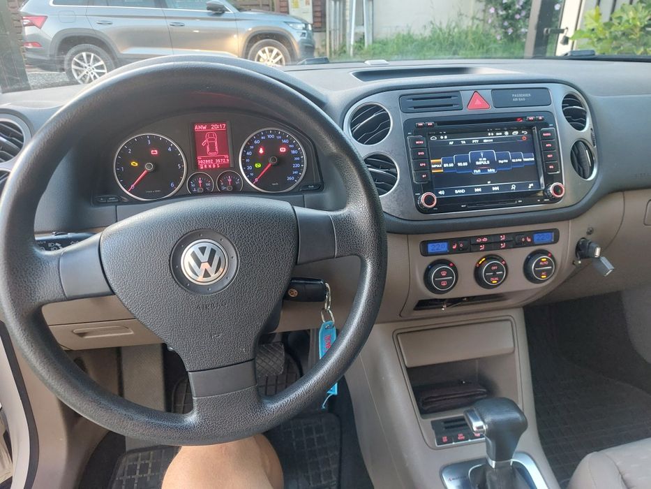 VW TIGUAN 2.0TDI, 140cp, 4X4, automată, 2009