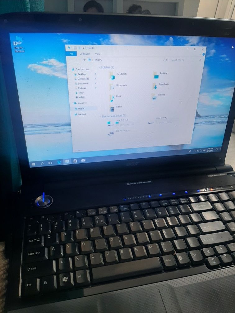 Laptop Acer Aspire 6930 16,9 inci HD,hdmi win 10