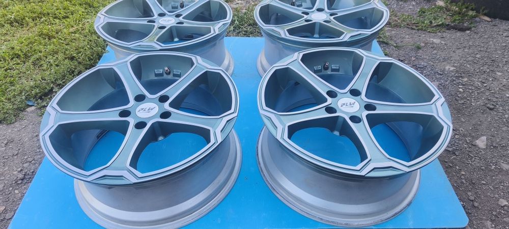 5х114.3 18 цола FLW