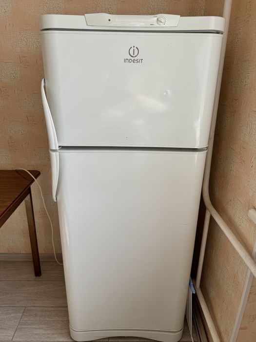Холодильник Индезит