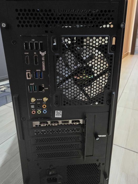 Vand PC Gaming TUF, i5-11400 + 16 GB RAM DDR4 si RTX 4060