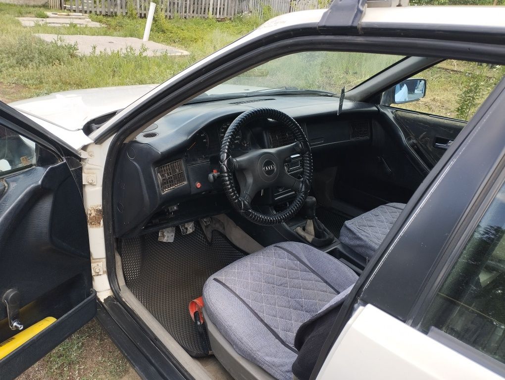 Продам Ауди 80 б4