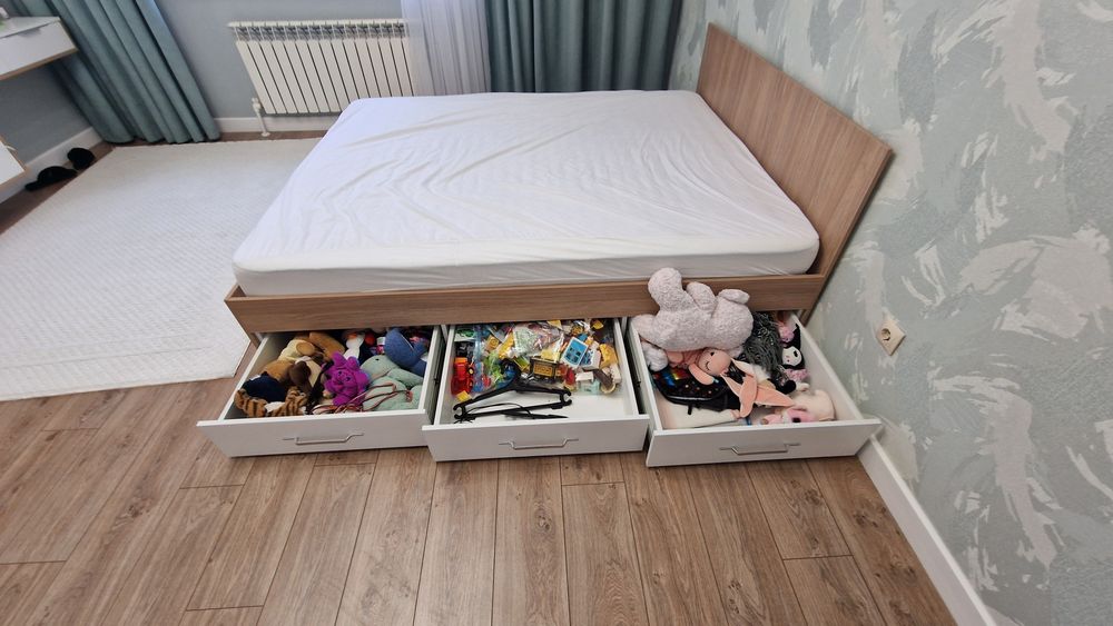 Продам кровать 2 на 160