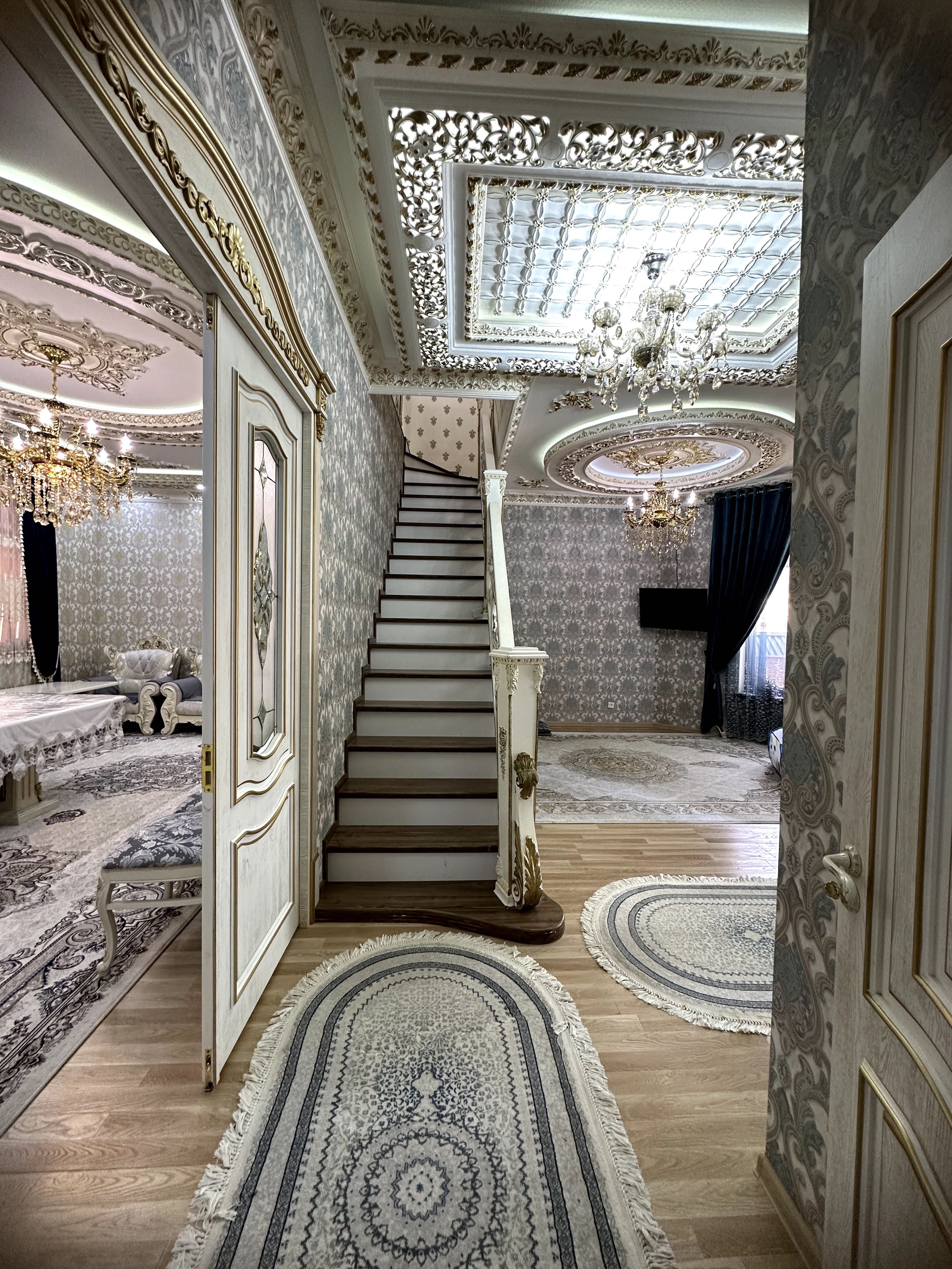 Продается таунхаус 216 м², 5 комнат, район Мотрид, Самарканд