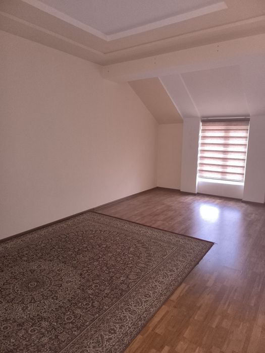 КВАРТИРА СОТИЛАДИ Уй холати: Евро, Акфа ром МДФ ва Темир